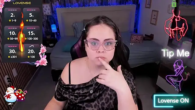 Chatroom XXX en direct de LolaVillalobos