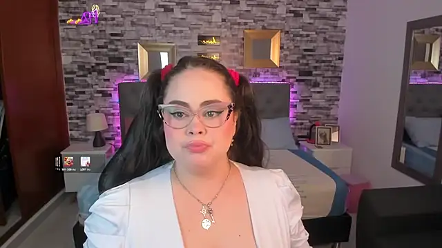 Chatroom XXX en direct de LolaVillalobos
