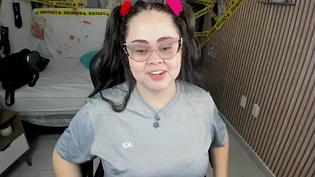 צ'אט XXX בשידור חי של LolaVillalobos