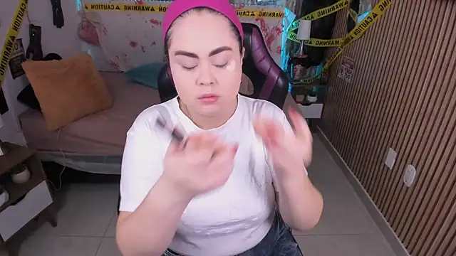 XXX chat uživo modela LolaVillalobos