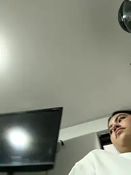 GIIABLOOM's Webcam Show