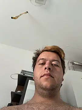 Lars2306 网络视讯表演