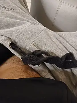 Giacomo-1990 Webcamshow