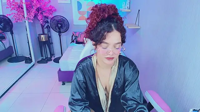 Maggy_t18 Obrolan Langsung XXX