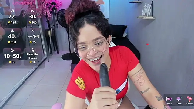 Maggy_t18's Live XXX Chat