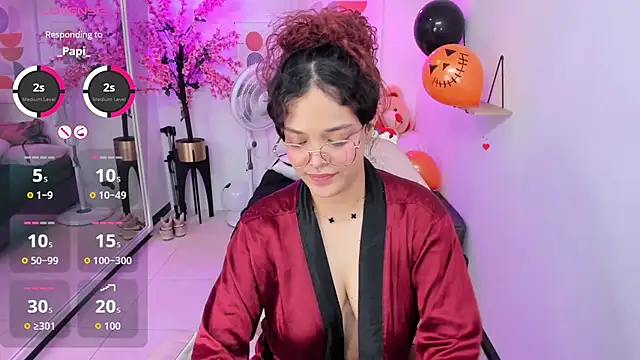 Maggy_t18: онлайн-секс-чат