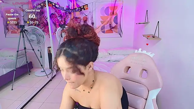 Maggy_t18 – webcam-show