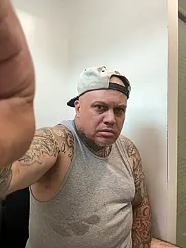 Auhenri25's Webcam Show