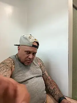 Auhenri25 webkamerás műsora