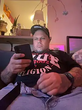 Pokazy przed kamerką – Auhenri25