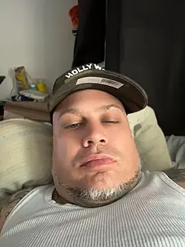 Auhenri25 webcam show