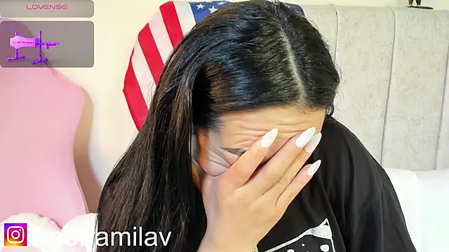 MilaVelour's Live XXX Chat