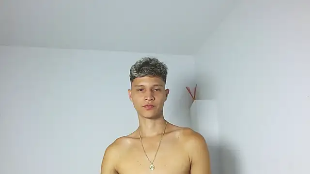 Webkamerová show Twinkcock22