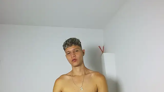 Twinkcock22 Webcam show
