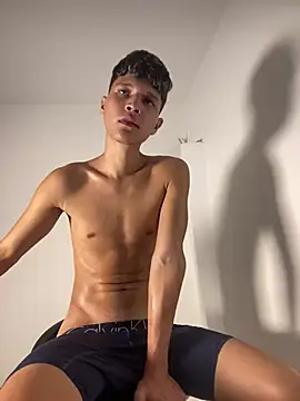 عرض كام Twinkcock22