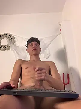 Twinkcock22's Live XXX Chat