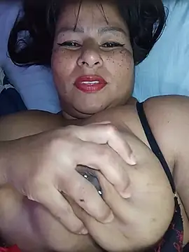 RosenRot07's Live XXX Chat