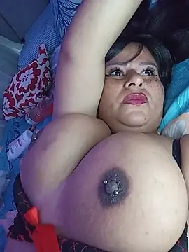 RosenRot07 Adlı Modelin Canlı XXX Sohbeti