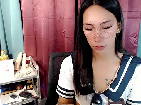 Webkamerová show Wife_ur_pinay