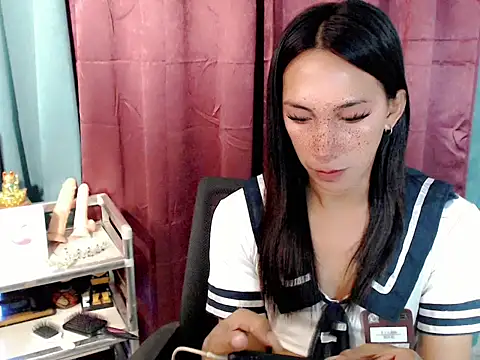 Wife_ur_pinay – Kamerová šou