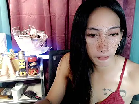 הופעת וובקאם של Wife_ur_pinay