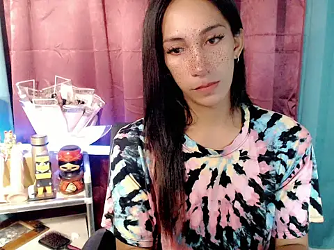 Pokazy przed kamerką – Wife_ur_pinay