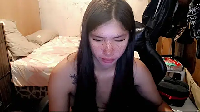 yanaleciousxx Show Webcam