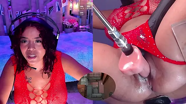 NinaCapelli's Live XXX Chat