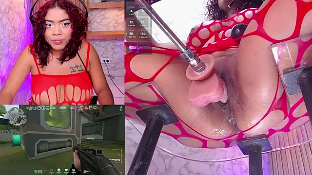 NinaCapelli's Live XXX Chat