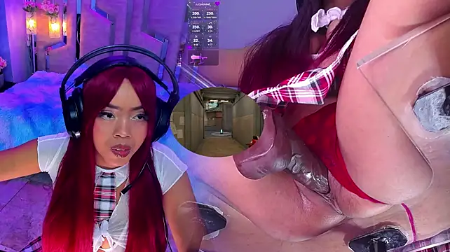 NinaCapelli 现场XXX聊天