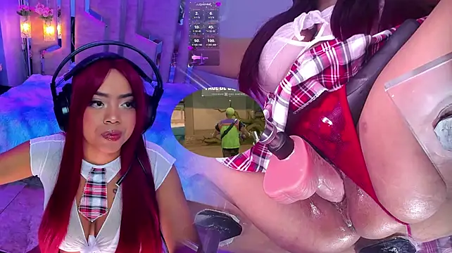 NinaCapelli's Webcam Show