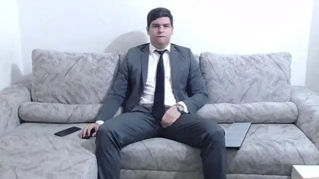 Pokazy przed kamerką – Victor_Maitland