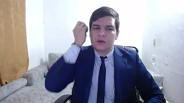 Pokazy przed kamerką – Victor_Maitland
