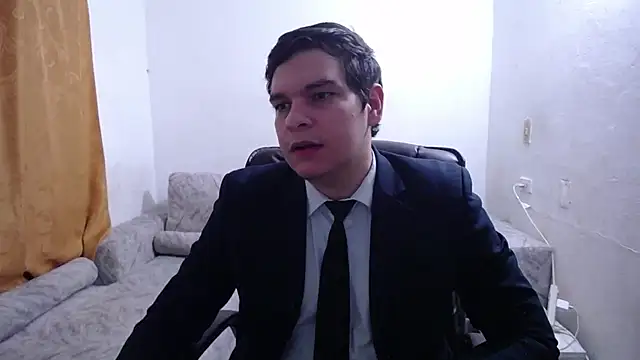 Victor_Maitland: διαδικτυακό σόου στην κάμερα