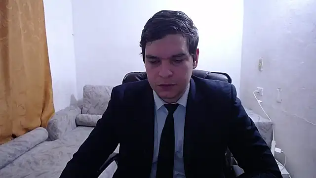 Pokazy przed kamerką – Victor_Maitland