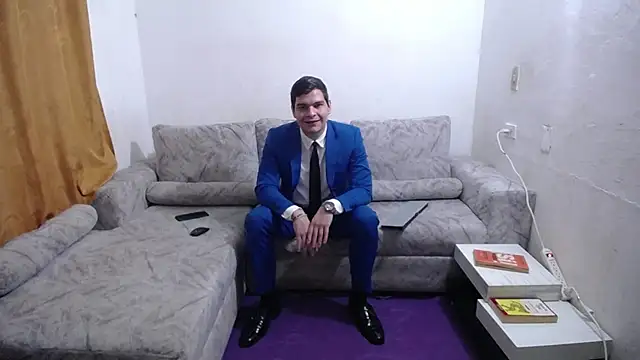 Victor_Maitland: διαδικτυακό σόου στην κάμερα