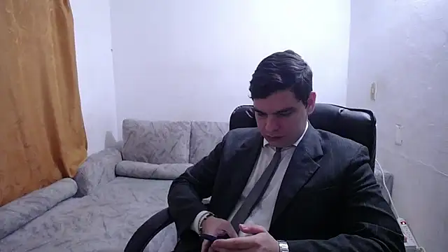 Show modela Victor_Maitland na web-kameri