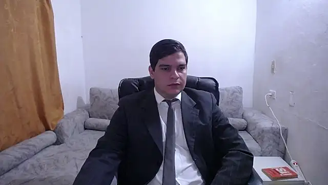 Show modela Victor_Maitland na web-kameri