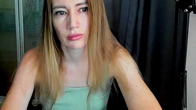 Živý XXX chat JessFoxxx