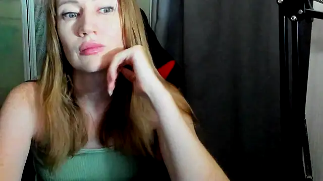 JessFoxxx XXX чат на живо