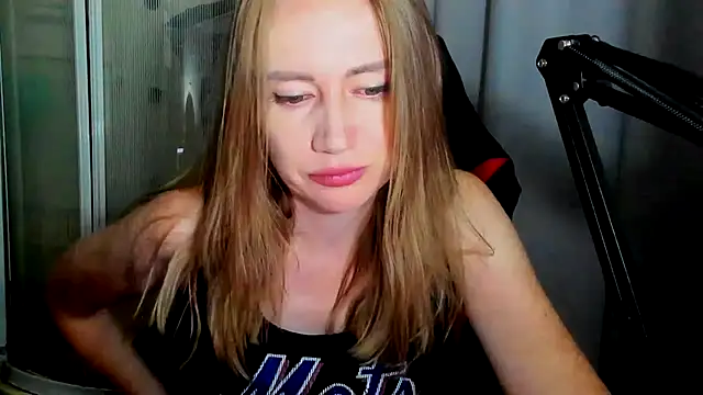 JessFoxxx: онлайн-секс-чат