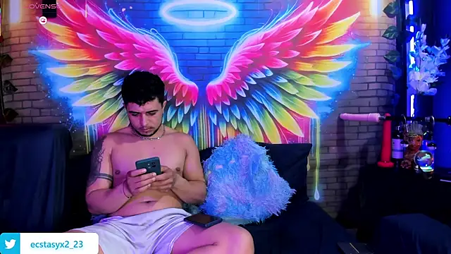 ECSTASYX2-23 Show Webcam