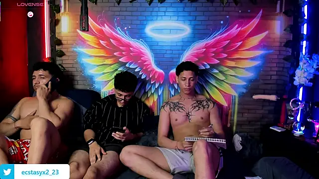 Pokazy przed kamerką – ECSTASYX2-23