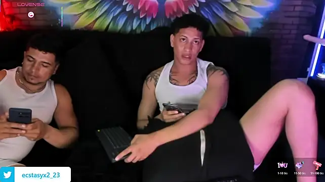 ECSTASYX2-23 webkamerás műsora
