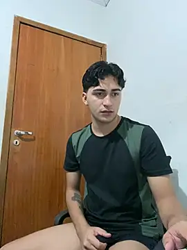 Show de Tavinho067 na webcam