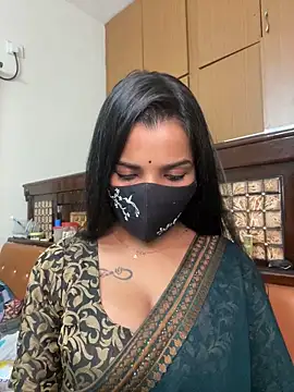 its_ur_flora's Live XXX Chat