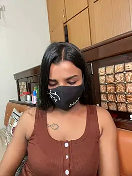its_ur_flora's Live XXX Chat