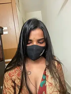 its_ur_flora's Webcam Show