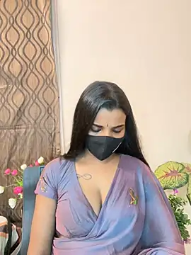 צ'אט XXX בשידור חי של its_ur_flora