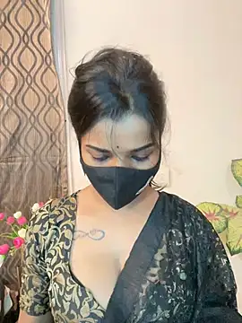its_ur_flora's Live XXX Chat